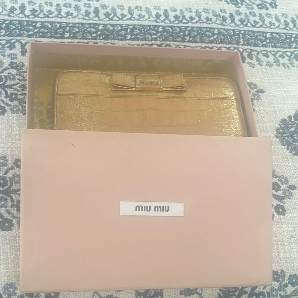 Vintage Miu Miu Gold Wallet in Excellent Condition in Box